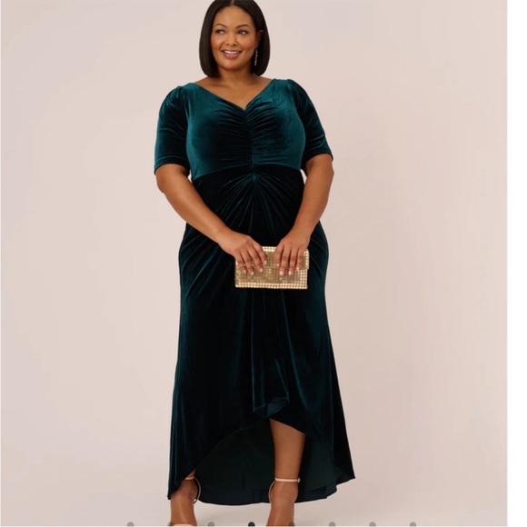 Adrianna Papell Shirred Velvet Gown with Elbow - Length Sleeves 14 Wedding Guest - Picture 1 of 16